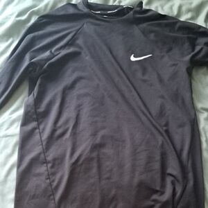 Nike Men's Black Long Sleeve Tee